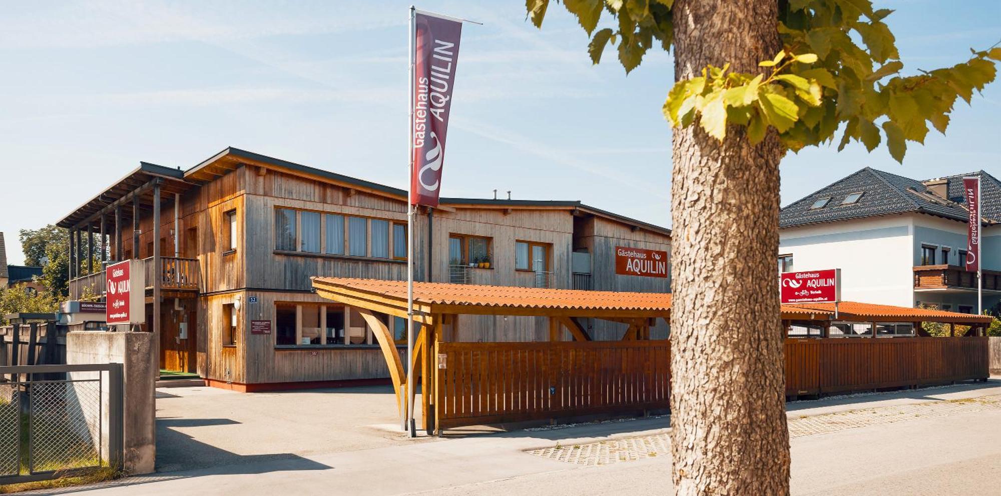 Gaestehaus Aquilin Санкт Пьолтен Екстериор снимка
